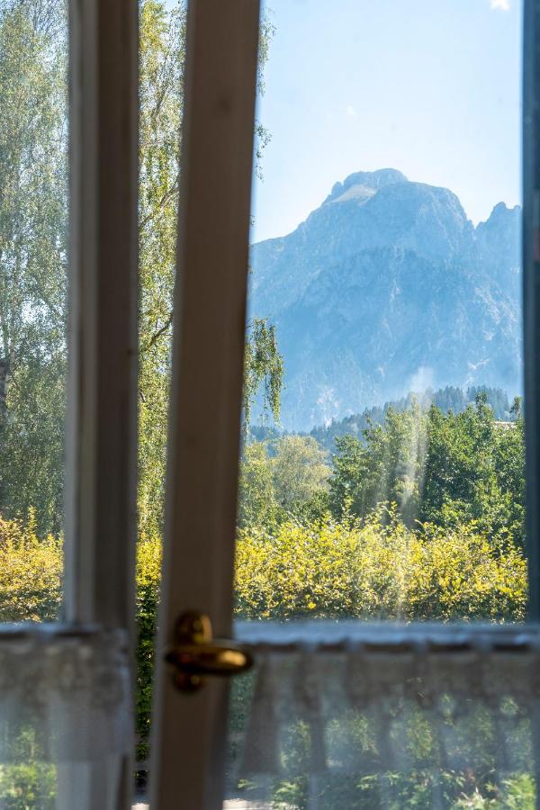 Landhauswohnung Mit Wildromantischem Garten Fussen Exterior foto